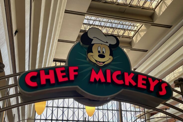 Character Dining at Chef Mickey’s